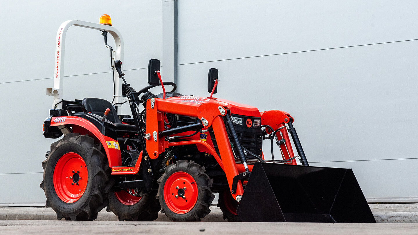 Фронтальный погрузчик Flagman | Флагман PRO Кентавр MASTER Т-4K-350 (c джойстиком) 0