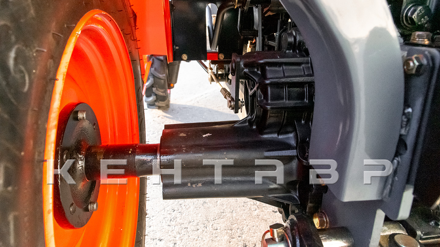 Трактор Кентавр Т-444 MASTER 9+3 (Perkins) Turf 9.5-12 / 11.2-20 (с ПСМ)